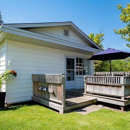 Bel Air Cottages And Motel Sauble Beach Exterior photo
